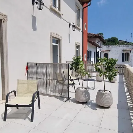 Dina 3* Desenzano del Garda