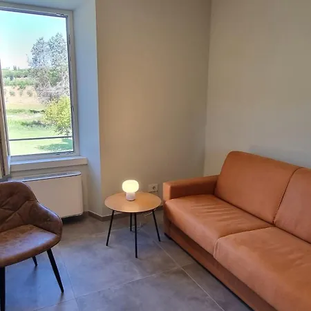 Dina Desenzano del Garda