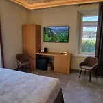 Dina 4*