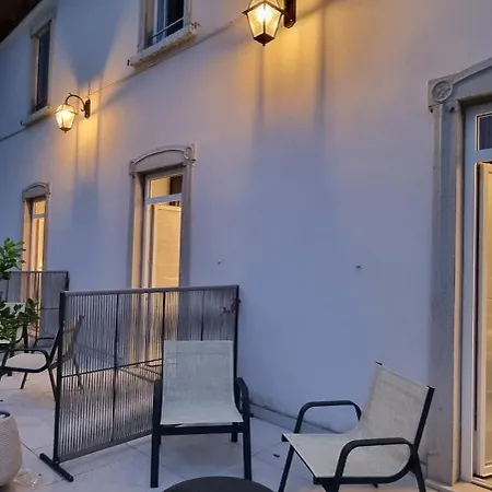 Oda ve Kahvaltı Dina