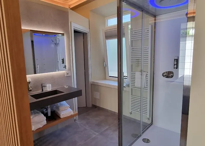 Bed & Breakfast Dina 4*