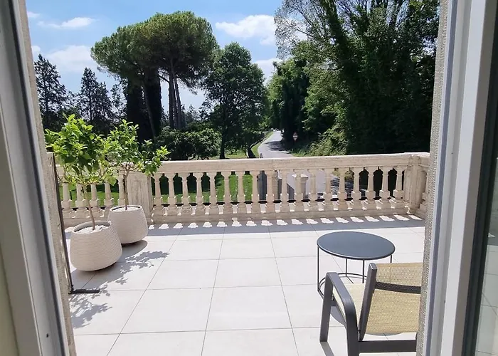 Dina Bed & Breakfast Desenzano del Garda