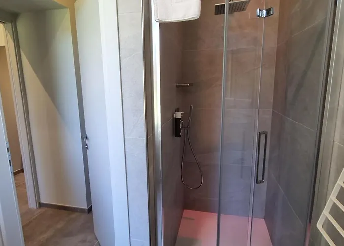 Dina Bed & Breakfast Desenzano del Garda
