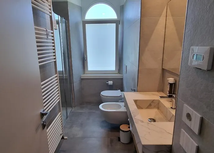 Dina 4* Desenzano del Garda